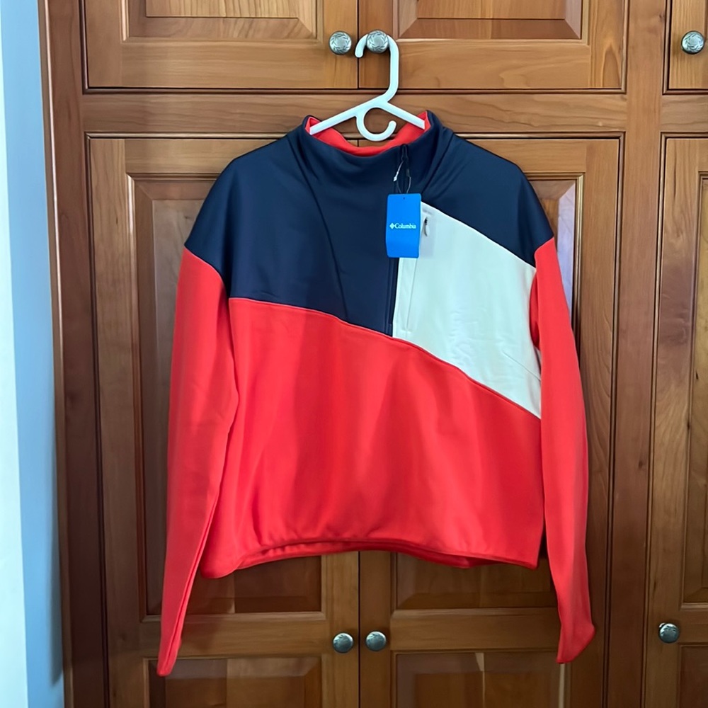 New with tags. Columbia Sport zip sport jacket. Women XXL